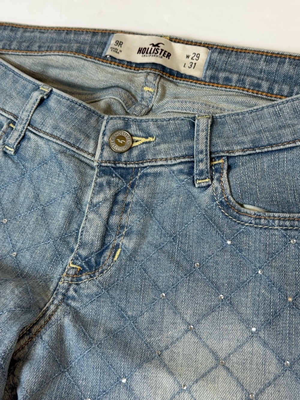 Hollister Light Blue Quilted Denim Jeans with Rhinestones 9R 29x31
